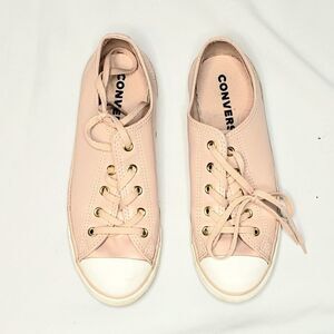 Converse | Leather Pale Pink Sneakers